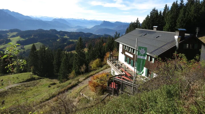 Das Spitzsteinhaus | © DAV/Petra Wiedemann Spitzsteinhaus - eine DAV Schutzhütte der Sektion Bergfreunde München | © DAV/Petra Wiedemann